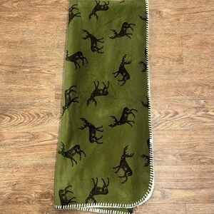 Rustic Deer Stag Antler Pattern Moss Green Throw Blanket one side Faux Sherpa